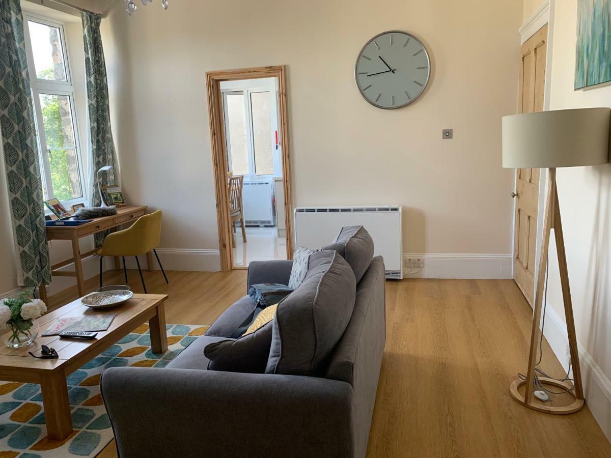 Postman'S Knock, Lynmouth, First Floor Apartment With Private Parking 外观 照片